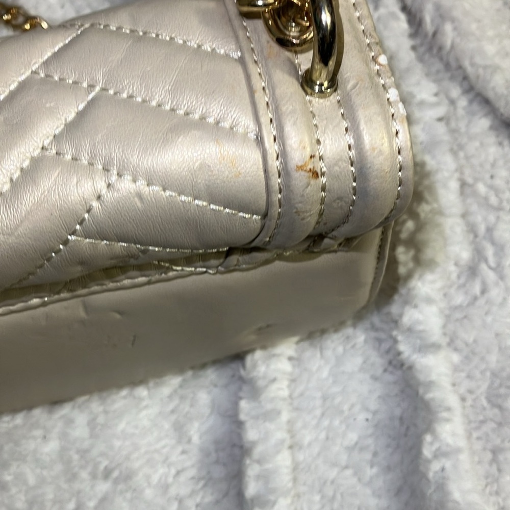 Gold BCBG Paris Chain Strap Crossbody Bag - Picture 6 of 10